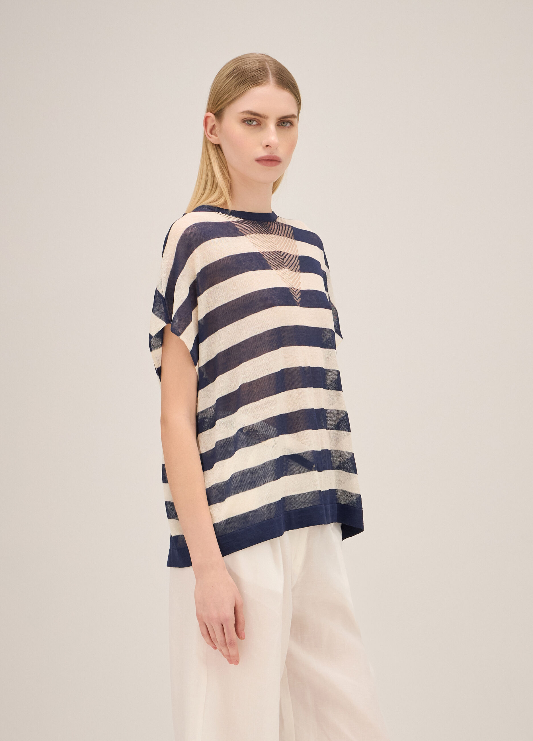 Short-sleeved knitted top in linen blend_1