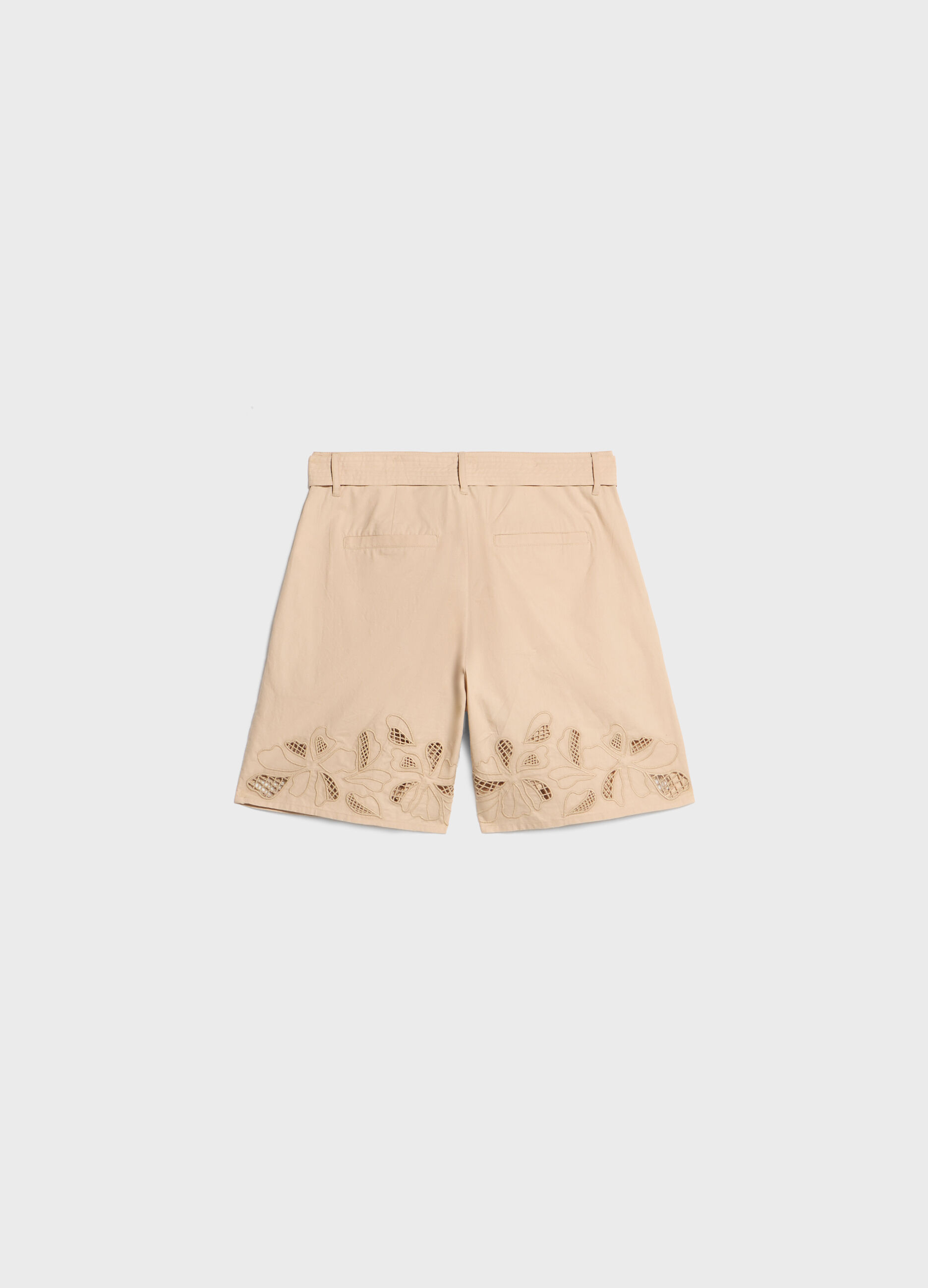 Cotton shorts with embroidery_5